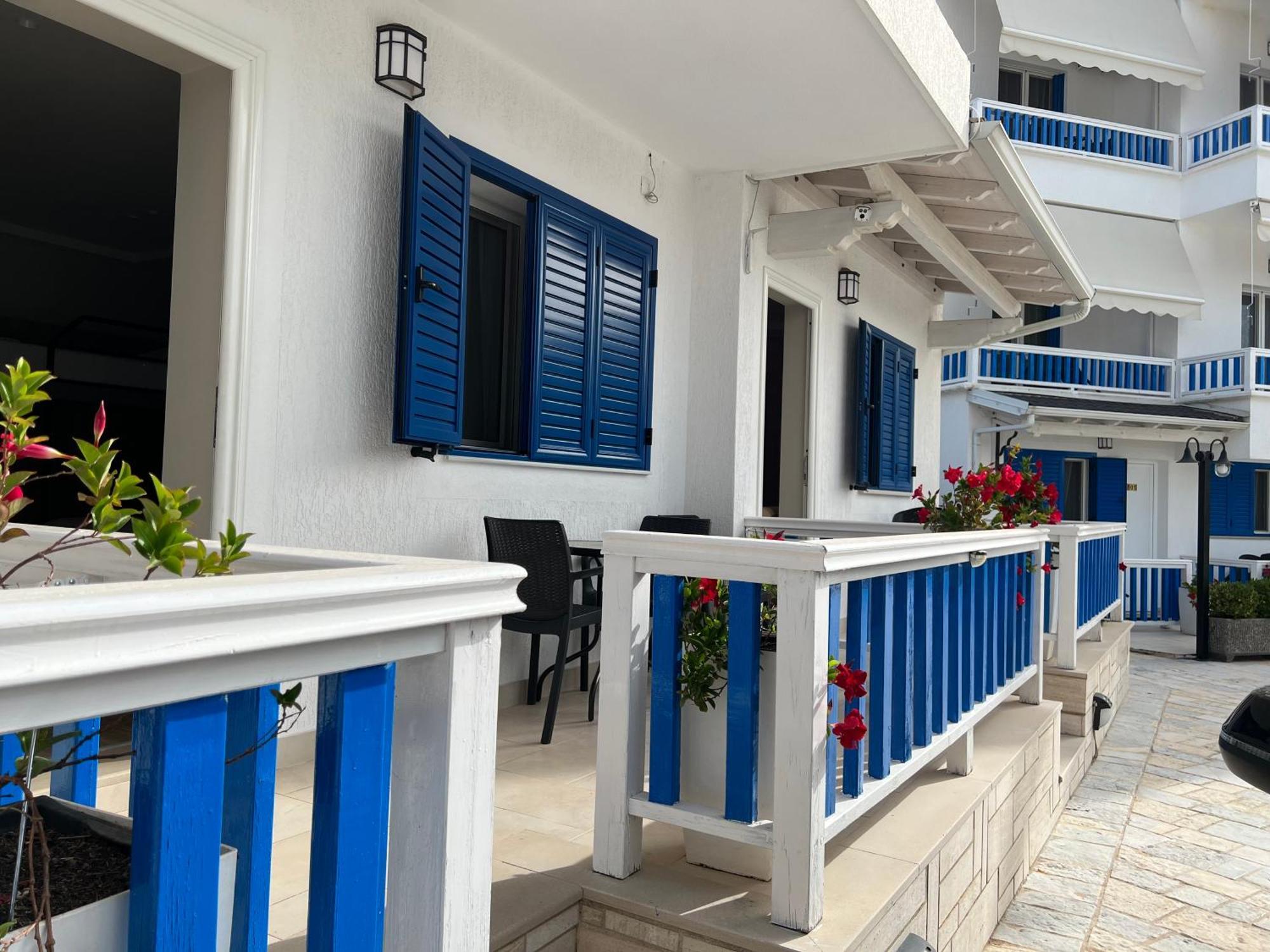 Sofo Hotel Dhermi Exterior photo
